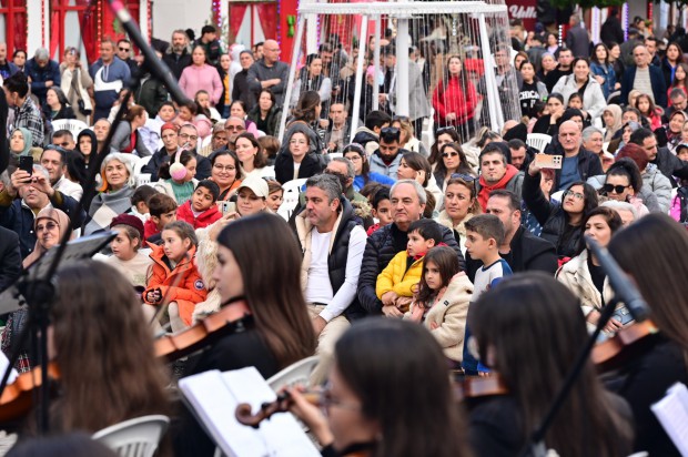 Kepez’in Yılbaşı Festivali’ne yoğun ilgi