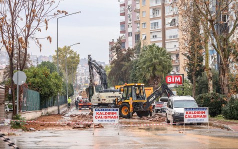 Atatürk Mahallesi’ne konforlu ve güvenli yaya yolu