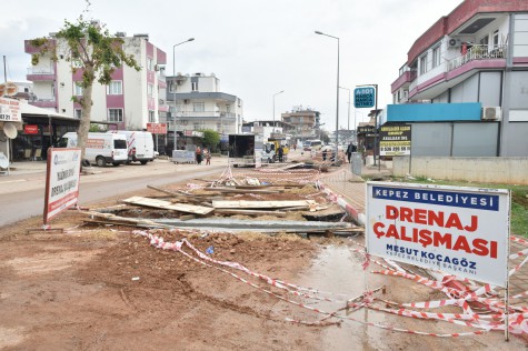 Şelale Mahallesi’nde drenaj hattı yenilendi