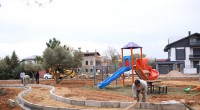 Kepez’den Duacı Mahallesi’ne eş zamanlı 3 yeni park