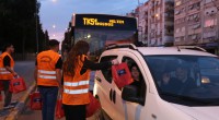 Kepez’den trafikteki vatandaşlara iftariyelik ikramı  