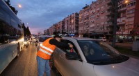 Kepez’den trafikteki vatandaşlara iftariyelik ikramı  