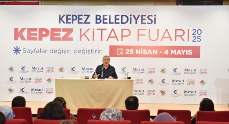 Kepez Kitap Fuarı’nda usta şair Erbaş, “Ben Annemin Hecesiyim” dedi