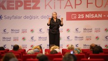 Yazar Saadet Şen, Kepez Kitap Fuarı’nda