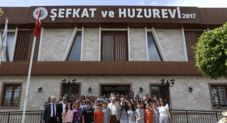 Kocagöz’den huzurevi sakinlerine 3 müjde!