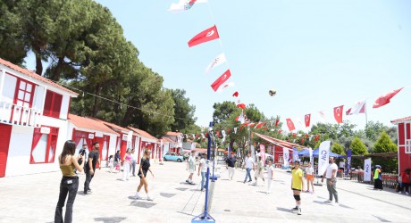 Kepez’den Anne Çocuk Voleybol Festivali