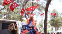 Başkan Kocagöz deve üzerinde şölene damga vurdu