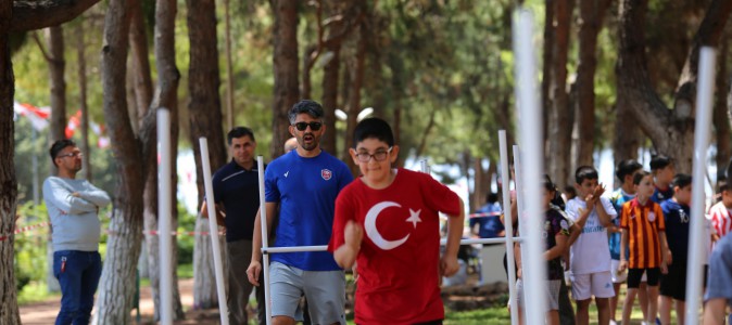 Kepez’de 19 Mayıs coşkusu sporla yaşandı