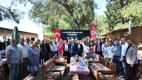 Kocagöz, hemşehri dernekleriyle buluştu 