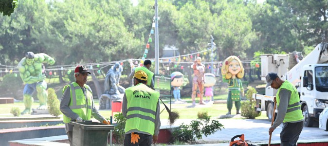 Kepez’den Tek Sarnıç Parkı’nda temizlik seferberliği