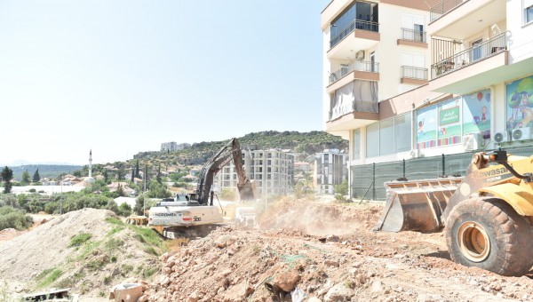 Kepez’den Esentepe Mahallesi’ne yeni bağlantı yolu 