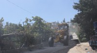 Kepez çalışıyor, mahalleler sıcak asfaltla buluşuyor