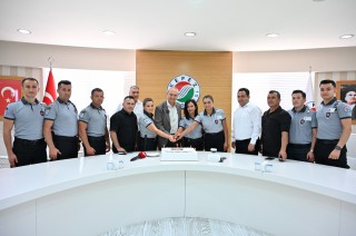 Kocagöz: “Güvenlik görevlilerimiz belediyemizin vitrini”