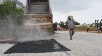 Kepez çalışıyor, ilçe yolları yenileniyor