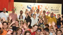 ‘Sahne Kepez’  Zeytinlik Mahallesi’ni şenlendirdi