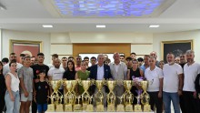 Başkan Kocagöz, Kick Boks sporcularını ağırladı