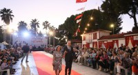 Kepez’de “Zamana Meydan Okuyan” defile