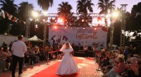 Kepez’de “Zamana Meydan Okuyan” defile