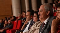 Kaç baba kaç, Kepez sahnesinde seyirciyle buluştu…
