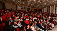 Kaç baba kaç, Kepez sahnesinde seyirciyle buluştu…