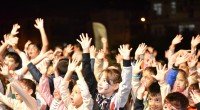 Karşıyaka ve Esentepe’de “Sahne Kepez” coşkusu