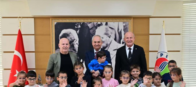 Kepez Belediyesi’nden okullarda göz sağlığı taraması; 100 çocuğa ücretsiz gözlük  