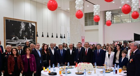 KKTC’nin 42’nci kuruluş yıl dönümü resepsiyonu Kepez’de düzenlendi