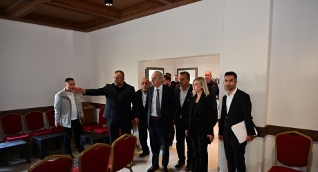 Kocagöz, Habibler Taziye ve Semt Evi’ni inceledi  