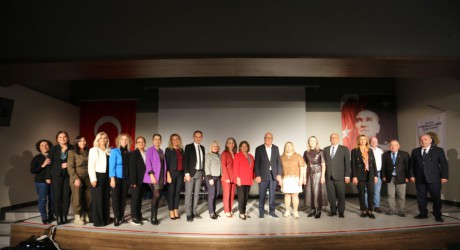 Kepez’de “Güçlü Kadınlar, Güçlü Yarınlar” konuşuldu