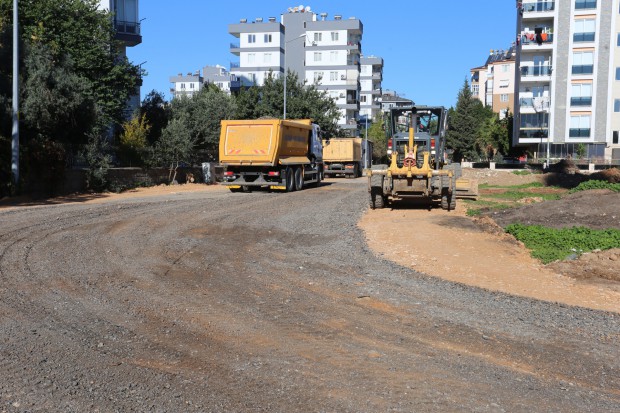 Güneş Mahallesi’ne yeni yollar ve otopark