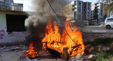 Kepez’de çevreyi kirleten hurdacıya, “Vazifede merhamet yok”