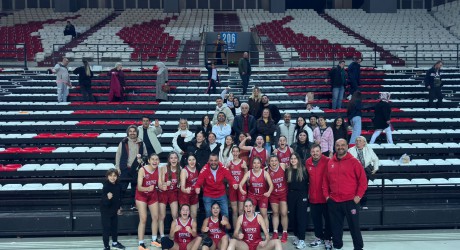 Kepez’in U18 Kız Basketbol takımından büyük başarı