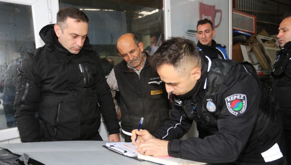 Kepez Zabıtası’ndan işgallere ve gıda ihlallerine taviz yok 