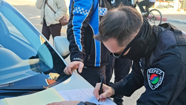 Kepez’de cadde ve kaldırım işgallerine sıkı takip 