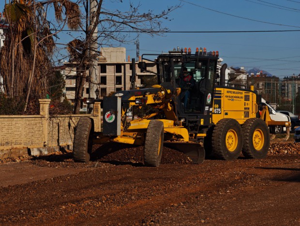Kepez’in Habibler Mahallesi’nde hummalı çalışma