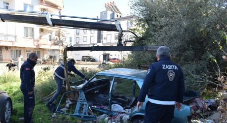 Kepez’de görüntü kirliliğine müdahale