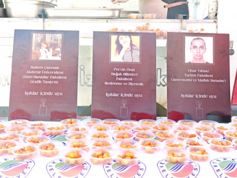 Kepez’den trafik kazasında hayatını kaybeden AÜ öğrencileri için lokma hayrı