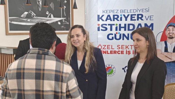 Kepez iş arayanları havacılık sektörüyle buluşturdu 