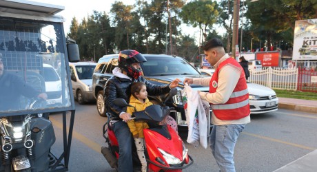 İftarlık kumanyalar Kepez’den