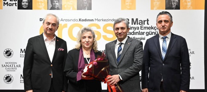 Dokumapark’ta üç nesil kadın sanatçı “CROSS”  sergisinde buluştu
