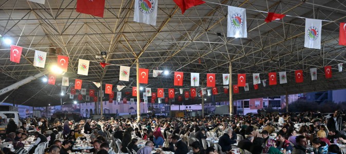 Kepez’in sofraları mahalleleri birleştiriyor