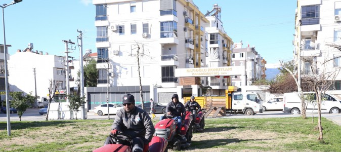 Kepez’de yeşil alanlar park ve bahçeler ekiplerine emanet