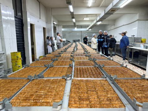 Kepez’de bayram öncesi tatlıcılara sıkı denetim