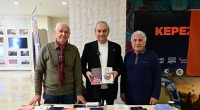 Başkan Kocagöz, Kepez Kitap Fuarı’nı ziyaret etti