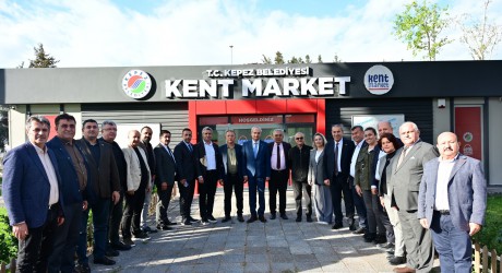 Kocagöz ile ortak akılla yönetilen Kepez’de hizmet turu