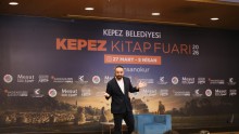 Kepez Kitap Fuarı’nda Özgür Bolat, Mutlu ve Başarılı Çocuk yetiştirmenin sırlarını anlattı