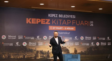 Kepez Kitap Fuarı’nda Özgür Bolat, Mutlu ve Başarılı Çocuk yetiştirmenin sırlarını anlattı