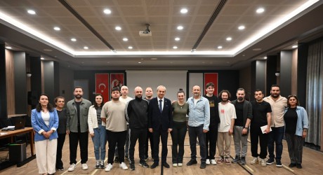 Ödüllü Kepez Kent Tiyatrosu ekibinden, 19 Mayıs’a özel anlamlı gösterim