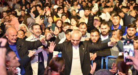 Kepez’de Dünya Romanlar Günü’ne özel ‘Roman Gecesi’