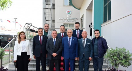 KKTC Başbakan yardımcısı Ataoğlu, Kepez Belediyesi’nde